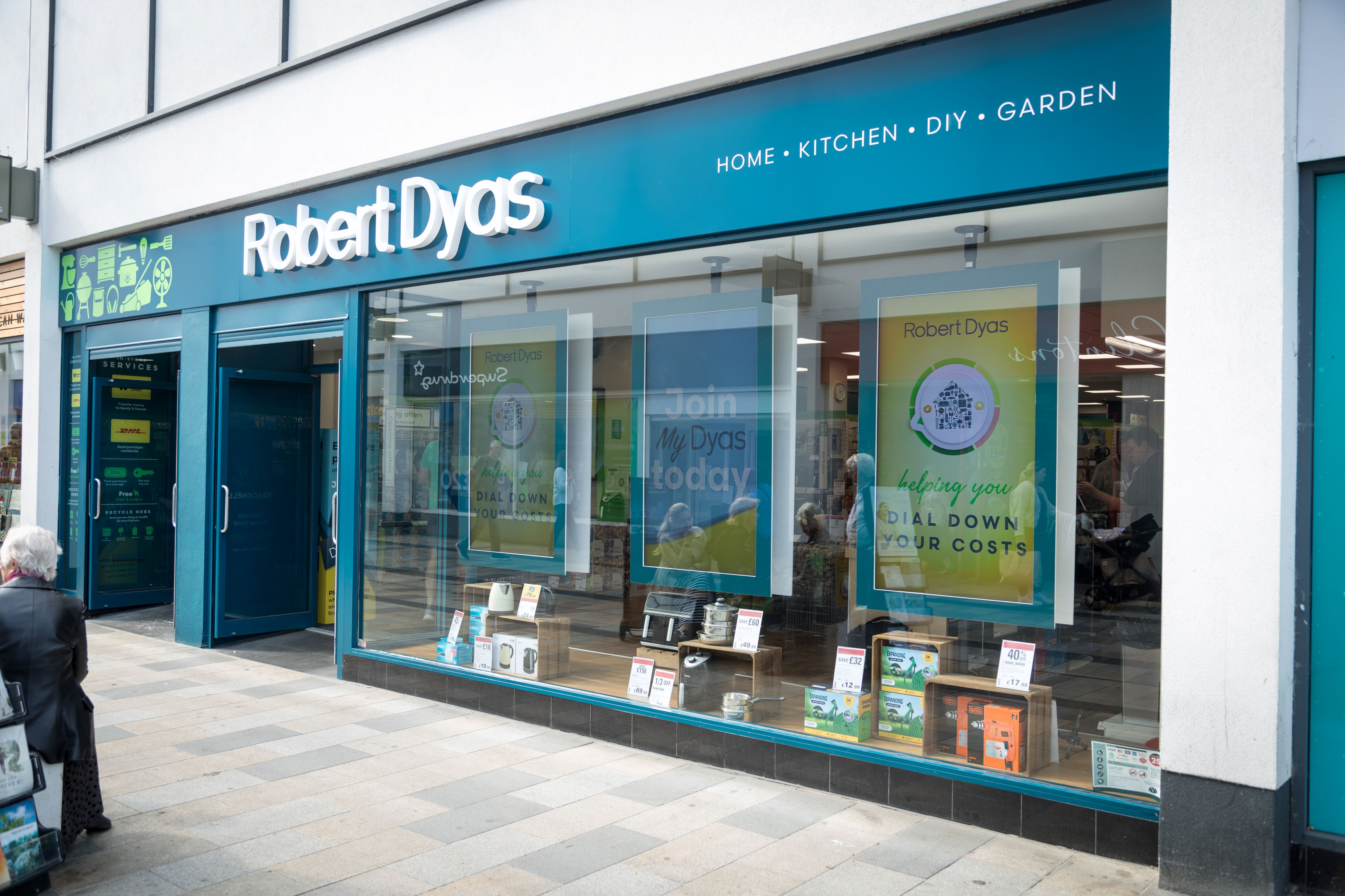 Robert Dyas partners with IoT software firm Facilio